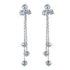 Brincos de tarraxa super etéreos, elegantes e de alta qualidade com zircônia microincrustada para mulheres, design de nicho, brincos de franja longa, brincos de luxo leve atacado
