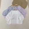 Camisa de Verano Estilo Bosque con Encaje Artístico Empalmado y Manga Linterna, Top Reversible de Ramio que Reduce la Edad para Mujer