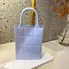 2025 Verano Nuevo Bolso de Gelatina de PVC Bolso de Mano a Cuadros Vertical para Mujer Bolso de Gran Capacidad Casual Color Caramelo Bolsa de Compras