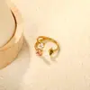 Anel Aberto de Cruz com Diamantes Irregulares Tricolores para Mulheres, Levemente Luxuoso, Toque de Alta Qualidade, Banhado a Ouro 18k, Anel Geométrico, Atacado