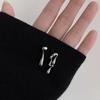 Pendientes de botón encantadores de perla gris plateado para mujer plata de ley 925 aguja plateada temperamento de estilo frío de alta gama nuevos pendientes pendientes