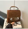 Mochila Transfronteriza, Compacta Estilo Universitario 2025 Nueva Bolso Mini de Alta Gama para Mujer, Lujo Ligero Nicho Bolso Cuadrado Pequeño de un Solo Hombro