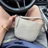 Bolso de Concha para Mujer 2026 Nuevo Estilo Súper Caliente Nicho Retro Bolso de Axila Elegante Versátil Bolso de Hombro Único Cruzado