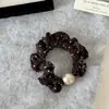 Goma para el pelo estilo coreano con patrón de ondas suaves francés, bordes rizados y pliegues de perlas, elástico de alta gama