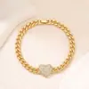 El brazalete de corazón con incrustaciones de circonita de cobre de lujo ligero y personalizado más vendido de Amazon, versátil y elegante tanto para hombres como para mujeres