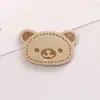 Etiqueta de Couro com Estampa de Urso Multicolorida Fresca e Fofa Adesivos de Tecido para Chapéu Cachecol Acessórios Decorativos Artesanais Venda por Atacado
