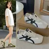 Zapatillas, zapatos casuales deportivos, versátiles de estilo coreano para mujer, nuevos de otoño, zapatos de entrenamiento alemanes, estudiante 2026, moda, zapatos Cortez