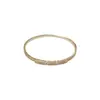 Pulseiras Geométricas Europeias e Americanas Personalizadas de Moda Amazon Cross-Border Incrustadas com Diamantes, Simples, Leves, Luxuosas e Versáteis Super Brilhantes Joias de Mão
