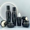 Máquina de Garrafa de Vidro para Produtos de Skincare de Alta Qualidade Tampa com Anel Dourado Embalagem de Emulsão Aquosa para Creme Frasco de Maquiagem Cosméticos Materiais de Embalagem de Alto Valor