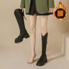 Botas Altas de Suela Gruesa para Mujer Chuyuji 2026 Otoño Nuevo Marrón que Aumentan la Altura de Caña Alta con Corte en V Botas de Jinete para Mujeres Bajitas