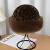 Chapéu Mongol de Inverno e Outono Espesso Quente Estampa de Leopardo Retrô Chapéu Bucket Versátil Chapéu de Pescador Feminino