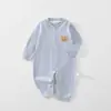 Roupas de bebê Categoria A bebê recém-nascido acabamento em pelúcia macacão classe A primavera e outono Anyang roupas infantis roupas para sair ha