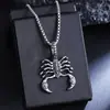 Collar Transfronterizo de Acero Inoxidable, Colgante Personalizado de Escorpión Retro, Collar para Hombre, Dominante Cadena Larga de Acero de Titanio Hip-Hop para Suéter