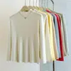Foto real de camiseta básica de terciopelo Andy de talla grande y cuello semi-alto, tejido de punto de lana para otoño e invierno para mujer, top versátil de manga larga ajustado