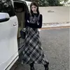 Vestido de tirantes largo a cuadros retro francés para mujer, diseño Otoño e Invierno, parte inferior negra, top de manga larga, conjunto de dos piezas