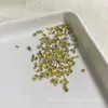 Populares Diamantes de Imitación Dorados con Circonita para Uñas, Tamaño Mini Pequeño, Diamantes de Imitación Irregulares Super Brillantes de Fondo Plano Color Amarillo, Decoraciones para Uñas que Iluminan