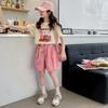Traje deportivo para niña estilo coreano, nuevo estilo de verano para niños grandes, elegantes pantalones cortos de manga corta con flores y letras, moderno conjunto de dos piezas