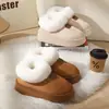Etiquetado Botas de Nieve Gruesas Versátiles de Moda Calzado Grande de Algodón para Exteriores y Hogar Zapatillas Peludas Antideslizantes con Talón Envolvente Calzado de Algodón que Aumenta la Altura