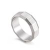 Anillo de Dedo Redondo Distintivo Oscuro de Borde Redondeado Moda Retro Europea y Americana Corte Cuadrado Acero Titanio Anillo Hecho a Mano para Hombre