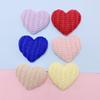 Nueva versión coreana de otoño e invierno con forma de corazón de lana DIY accesorios para el cabello accesorios para ropa bufanda accesorios fabricantes al por mayor
