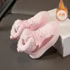 Zapatos de algodón de caña alta, engrosados y forrados de felpa para niños, nuevo estilo invierno 2025, para niños y niñas, zapatos cálidos con exterior de pelo de una sola pieza
