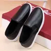 Zapatos blancos de otoño e invierno para mujer, zapatos de algodón versión coreana, zapatos perezosos de estudiante, suela plana, superficie de cuero, slip-on, zapatos de mujer, zapatos blancos de enfermera