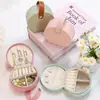 Caja de Joyería Portátil Princesa Collares Aretes Aretes Anillos Almacenamiento de Joyería para la Oreja Lujo Accesible y Alta Gama