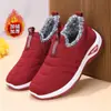 2026 Invierno Zapatos de Tela Old Beijing con Felpa Engrosada para Caminar de Personas de Mediana Edad y Mayores Botas de Algodón Cálidas Zapatos de Algodón Comercio Exterior Transfronterizo