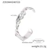 Pulsera Europea y Americana de Venta Caliente Transfronteriza Irregular Martillada Ondulada Distintiva Abierta Acero Inoxidable Chapado en Oro de 18K Artesanías para Mujeres