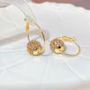 Pendientes Exquisitos Franceses de Bola de la Suerte Bola de Diamante Pendiente de Aro Lujo Ligero Retro Nicho Gama Alta Versátil Diseño de Moda para Mujer
