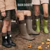 Botas de Lluvia de Caña Media de Moda Transfronterizas para Acampada al Aire Libre, Portátiles para Padres e Hijos, Zapatos Impermeables Cómodos para Hombres y Mujeres, Zapatos de Goma Cómodos