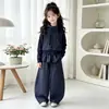 Conjunto de Otoño para Niñas 2026 Nuevo Estilo Coreano Moderno Conjunto de Dos Piezas con Sudadera con Capucha de Imitación para Niñas Mayores, Ropa Casual de Otoño para Niños
