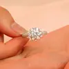 Nuevo Modelo Princesa de la Primera Nieve Anillo de Plata Esterlina de 1 Quilate con Moissanita de Color para Mujer Regalo de Boda Anillo de Diamante Transfronterizo en Stock