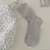 Calcetines Sin Costuras de Nuevo Estilo para Mujer, Versión Coreana, Calcetines de Media Caña con Rayas Verticales Ins, Calcetines Delgados de Seda Holgados para Primavera y Verano, Venta al Por Mayor de Zhuji