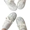 Zapatillas de entrenamiento retro estilo alemán 2026 primavera y otoño nuevas zapatillas blancas para niñas, zapatillas casual deportivas versátiles de cuero