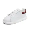 Piel de Vaca de Primera Capa Zapatos Blancos McQueen para Mujer Primavera y Otoño 2026 Nuevos Zapatos Casuales de Suela Gruesa Simples Versátiles de Moda Zapatos de Tabla