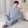 Pijama para hombre para otoño e invierno, 100% algodón, manga larga, pantalón largo, cuello redondo, corte holgado, casual, talla grande, conjunto de ropa de estar para jóvenes