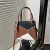 Bolsa de Mão Patchwork Color-Blocking de Grande Capacidade com Acabamento de Luxo, Bolsa de Ombro Transversal Estilosa e Simples para Mulheres