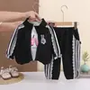 Conjunto de Roupas de Outono para Meninas 2026 Novo Estiloso Infantil Primavera e Outono Bebê Fashionável Manga Longa Conjunto de Três Peças Dropshipping