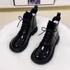 Botines Martin de Suela Plana de Cuero Suave para Mujer 2026 Nuevos Botines de Tobillo de Charol con Punta de Mango y Doble Cierre de Moda Botas de Algodón con Forro Polar para Otoño e Invierno