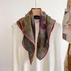 Bufanda de Seda y Lana Vintage para Mujer 2026 Nueva Bufanda para el Cuello de Otoño e Invierno con un Toque de Lujo Chal de Seda y Lana