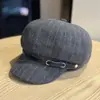 Gorra de boina a rayas estilo británico retro japonés para hombres y mujeres, versátil para otoño e invierno, estiliza el rostro, gorra de artista a la moda