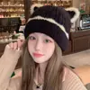 Bonito Gorro de Punto con Orejas de Gato para Mujer, Nuevo Estilo Otoño/Invierno 2026, Engrosado para Calor, Hace que la Cara se Vea Más Pequeña, Circunferencia de Cabeza Grande