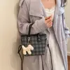 Bolso Pequeño Nuevo de Verano para Mujer, Patrón a Cuadros, Alto Valor Estético, Bolso Cruzado Personalizado para Hombro, Bolso Cubo de Mano de Moda