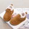 Birkenstocks de Felpa para Niñas 2026 Primavera/Otoño Nuevo Estilo Zapatos Peludos Estilo Retro para Niños Zapatos de Algodón Cálidos y Cómodos para Niños Medianos a Grandes