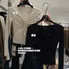 Camiseta Sexy Francesa com Decote V Torcido e Manga Longa para Mulheres, Camiseta Base Camada Interna, Novo Estilo Outono 2026, Top Emagrecedor Valorizador