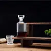 Venda direta da fábrica para garrafas de vidro de bebidas alcoólicas estrangeiras, adequadas para tequila e rum, suporta mudanças de cor em pequenos lotes