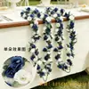 Cipó de rosa azul e branco 125 cm Cipó de flor artificial Ornamento para pendurar na parede de fundo da grade da varanda Flor artificial