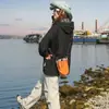 Bolso cruzado para mujer, bolsa pequeña ligera y simple para montañismo, bolso de mano ligero para viajes cortos, bolso para teléfono móvil con bloques de color, bolso para el cuello para hombre