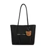 Bolso de Hombro Nuevo Otoño e Invierno, Bolso de Hombro de Alta Gama para Mujer, Moderno, Sencillo, Bolso de Mano Casual de Gran Capacidad, Versátil para el Trabajo